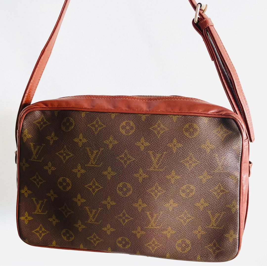 Louis Vuitton LV  Monogram Logo Vintage Shoulder Sling Bag – Valuxre