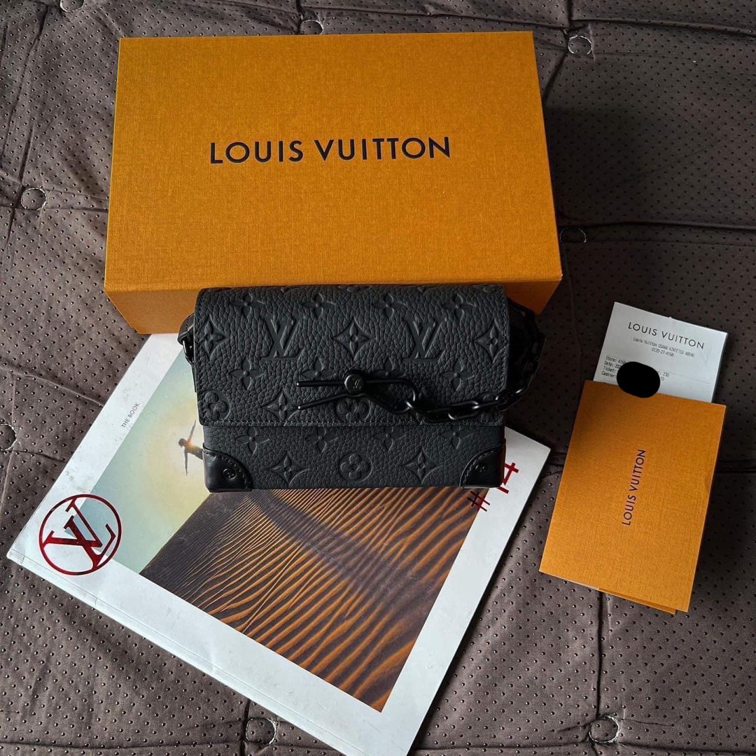 100% Authentic LV Steamer Wearable Wallet, Luxury, Bags & Wallets on  Carousell