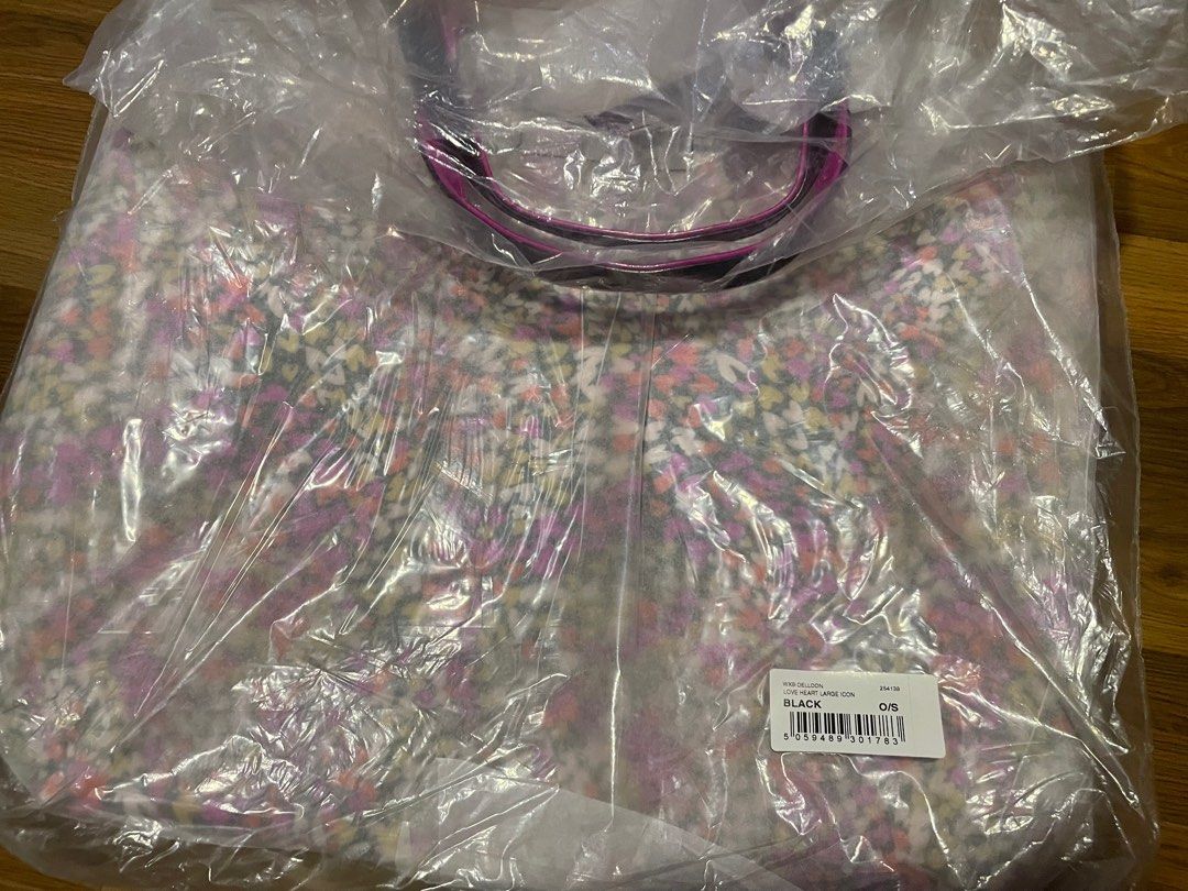 Ted Baker Heart Large Icon Bag, Women's Fashion, Bags & Wallets