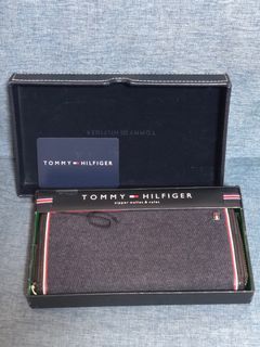 Tommy Hilfiger zipper wallet valet brown NS