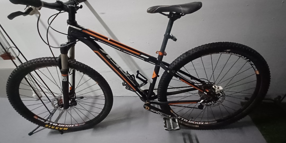 Trek best sale mamba 2021