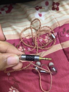(Category: ) located in . Submitted by kucinggoreng (Listing ID 1203988626, Image 1). Description: .