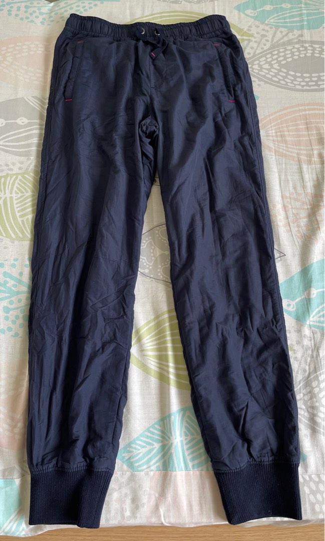 UNIQLO STRETCH WARM LINED JOGGER PANTS