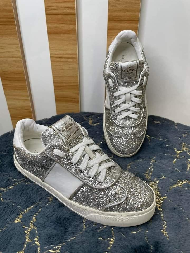 Valentino Garavani sneaker Authentic ? Rank A-AB Size EU 36.5 