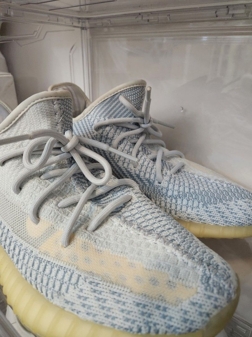 yeezys 350 v2 boost