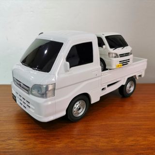 1/16 Daihatsu Hi Jet Mini Truck Plastic Scale Model Toy  + FREE 1/32 Daihatsu Hi Jet Mini Truck
