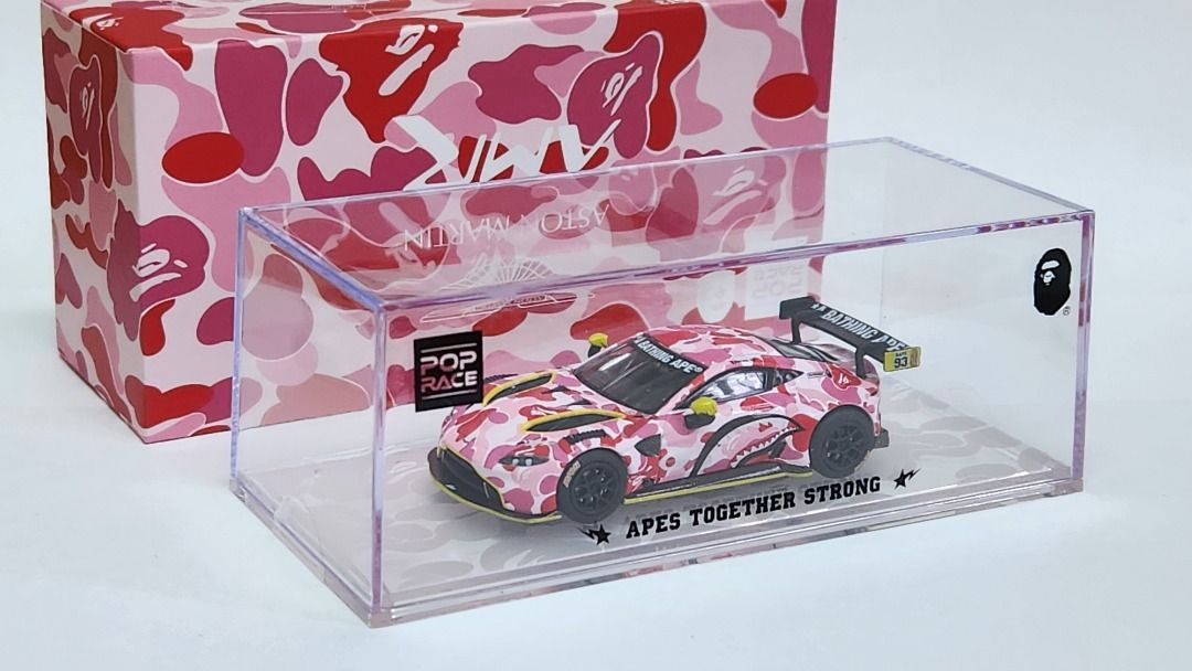 1:64 Pop Race Aston Martin GT3 AMR BAPE A Bathing Ape Pink