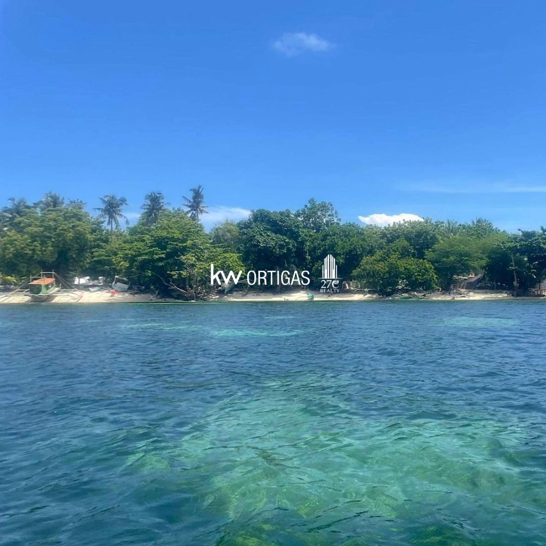 6.56 Hectares Beachfront and Flat Land for Sale in Boracay, Malay