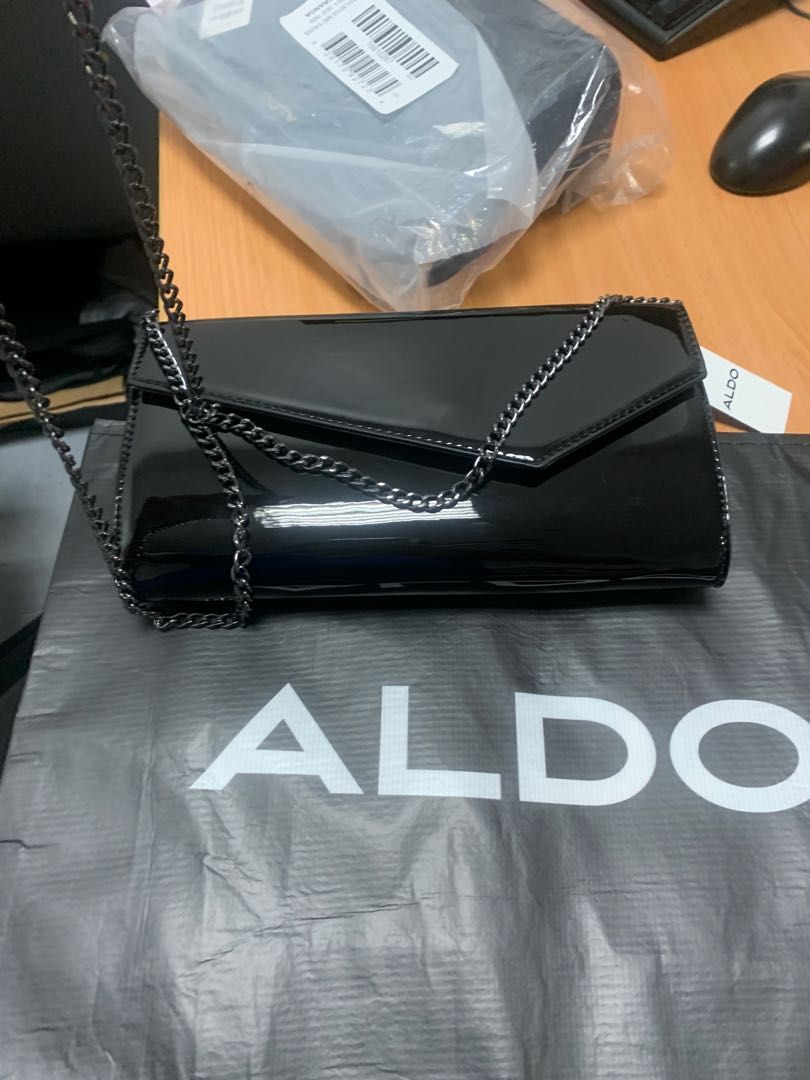 ORIGINaL Aldo Sling Bag (Category: Purses & Pouches) located in Pasig City. Submitted by lizzy_ph (Listing ID 1200544530, Image 1). Description: Brand New with tag (bought from Canada) .