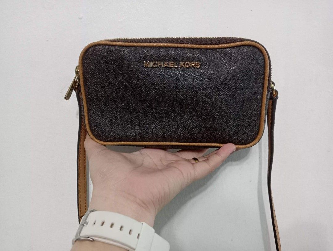 Authentic MK Crossbody, Women's Fashion, Bags & Wallets, Cross-body ...