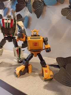 Authentic Transformers Masterpiece MP-21 Bumblebee