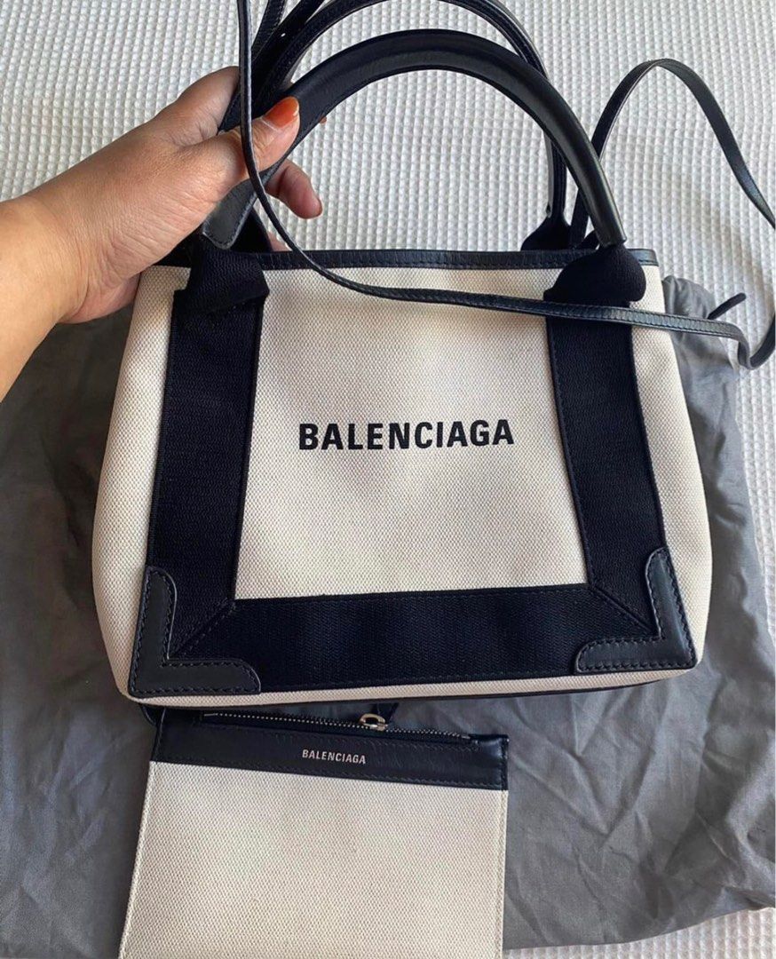 balenciaga tol bag 100ori, Luxury, Bags & Wallets on Carousell