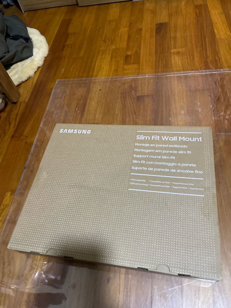 BNIB Samsung slim fit wall mount for TV TV Home Appliances TV
