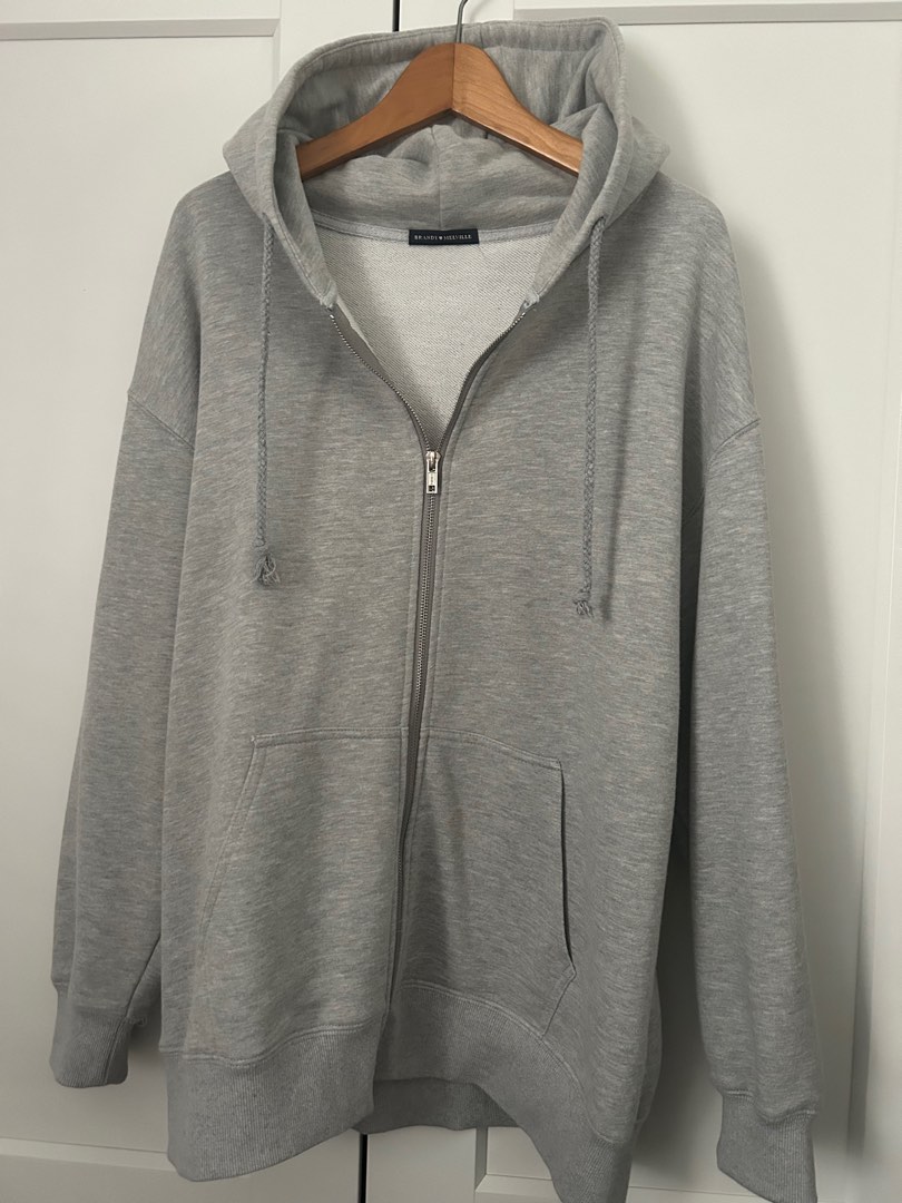 Brandy Melville Oversized Carla Hoodie, Women's Fashion, Coats, Jackets