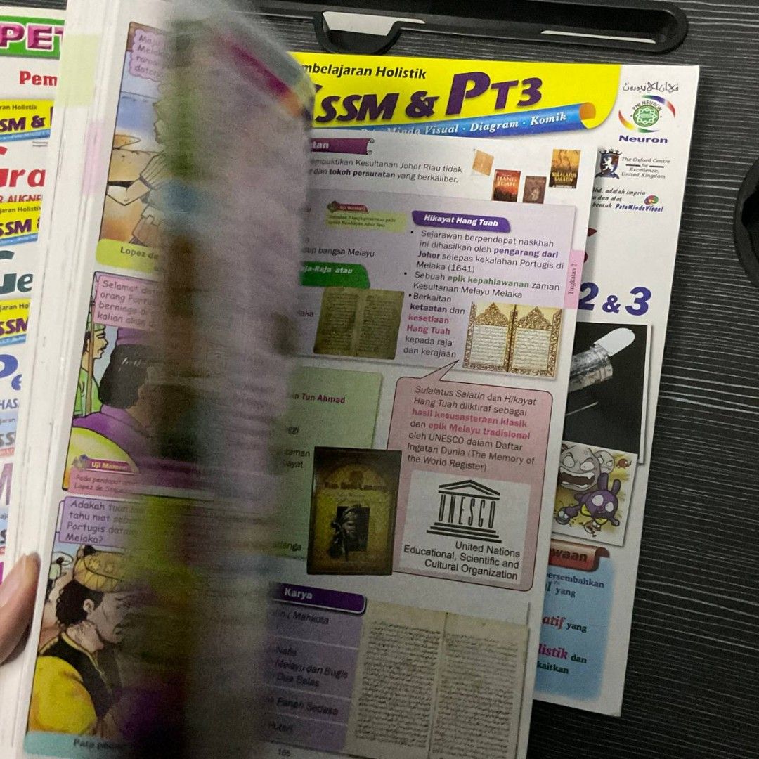 buku nota sains sejarah tingkatan 1 2 3, Hobbies & Toys, Books