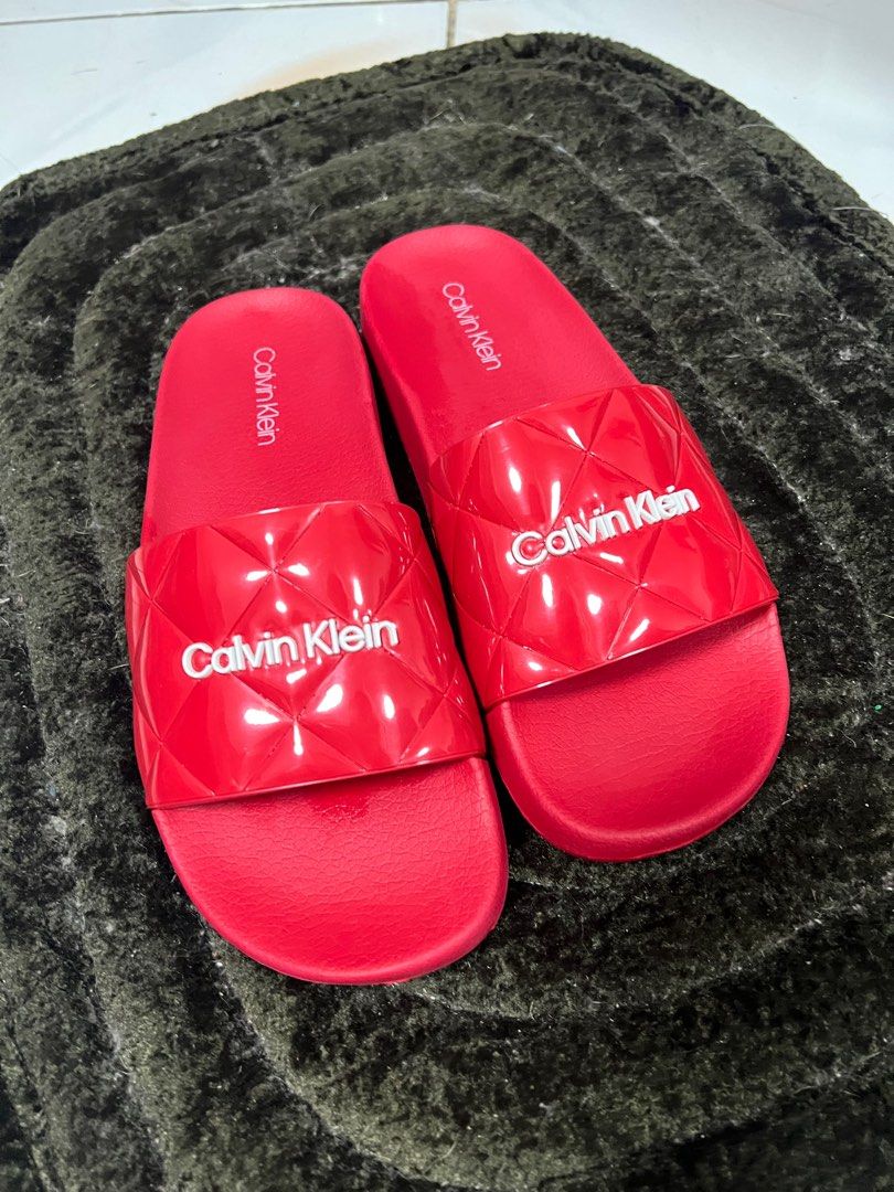 Calvin klein slides red deals