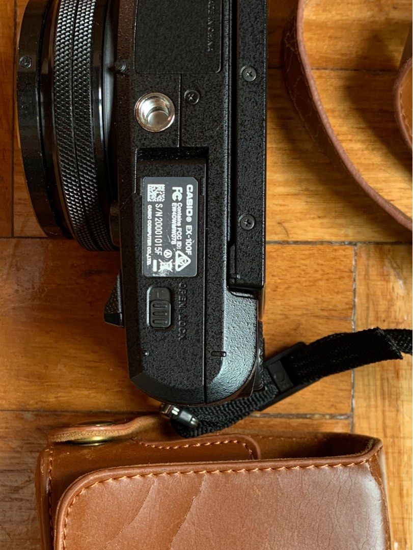 Casio Exlim EX100F digital camera