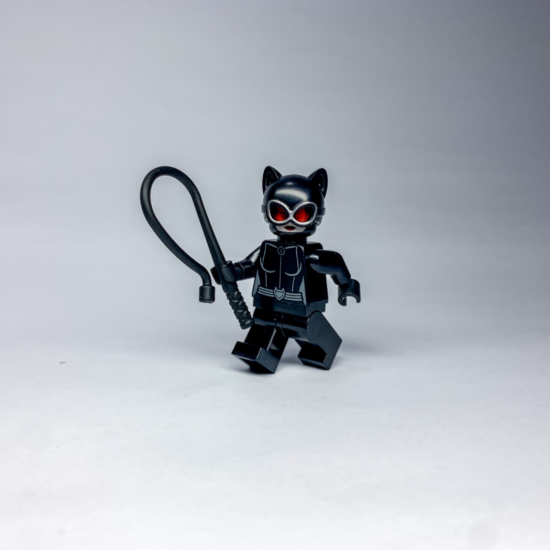 Lego Catwoman Red Goggles Sh595 Hobbies And Toys Toys And Games On Carousell 