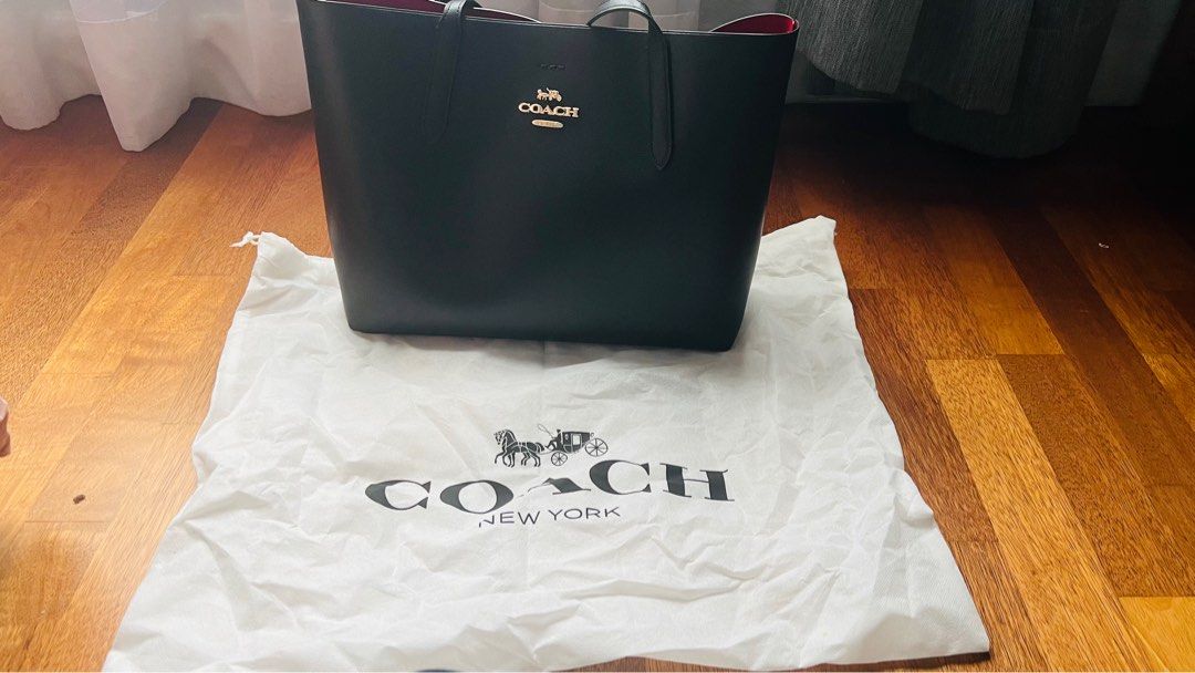 Coach avenue tote black red sales