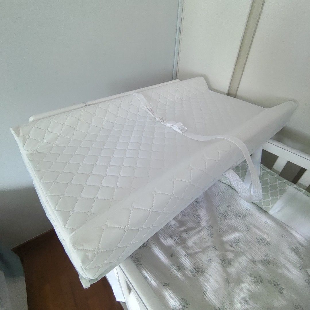 Cot Changing pad, Babies & Kids, Baby Nursery & Kids Furniture