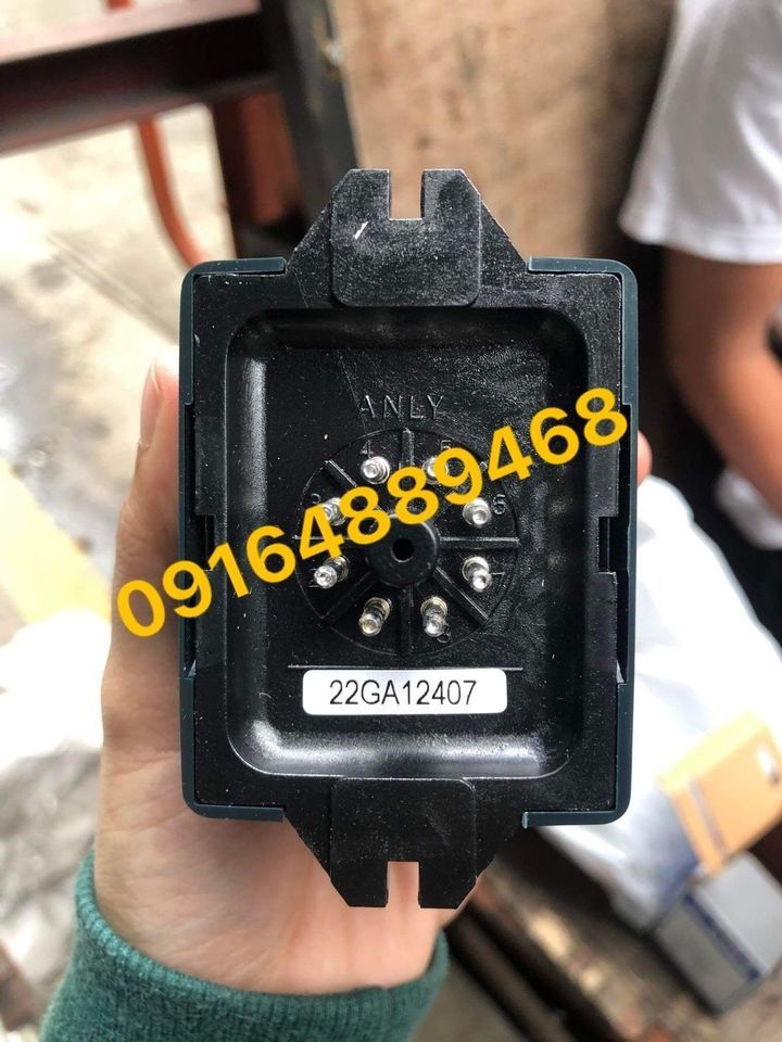 Floatless Relay, Commercial & Industrial, Construction Tools ...