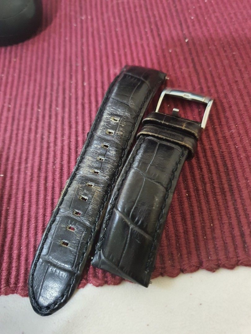 Fossil watch strap size sales