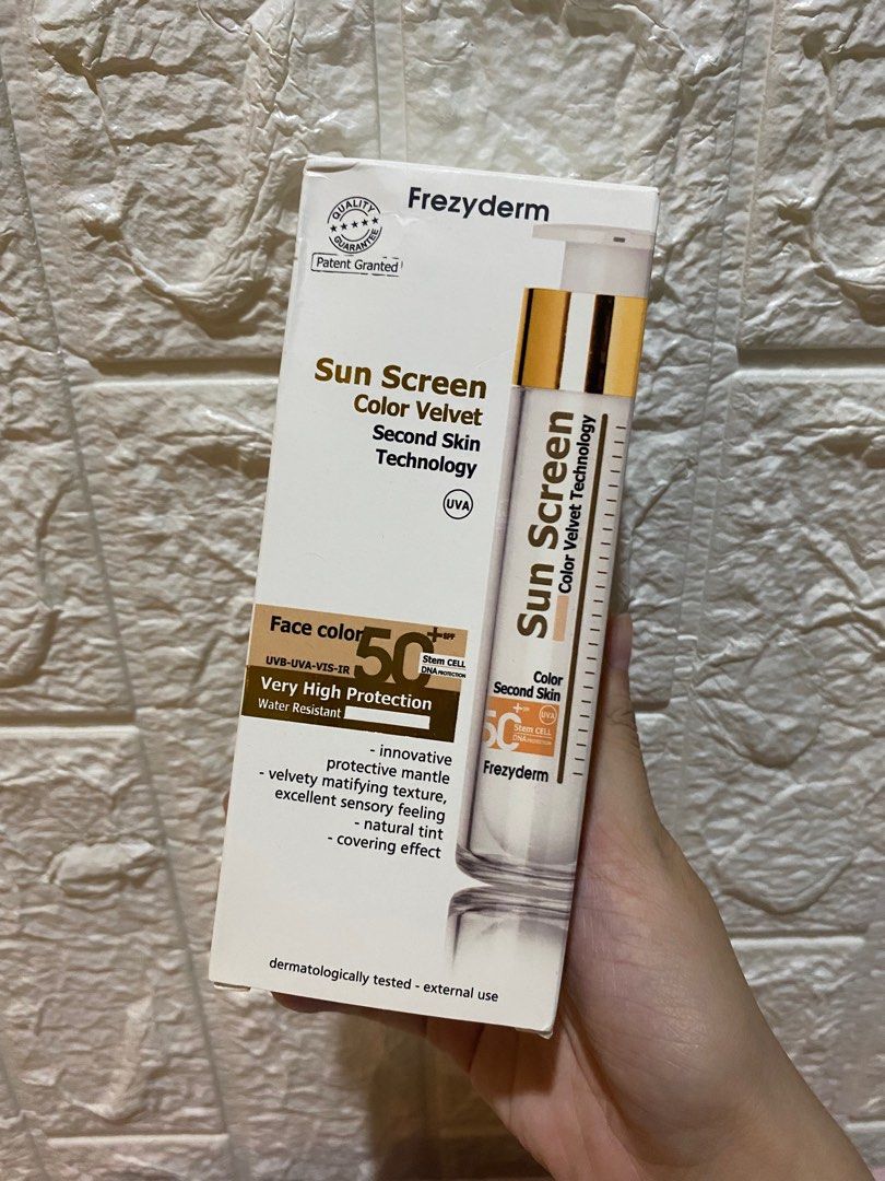 Frezyderm Sun Screen Color Velvet (Category: Face Care) located in Legazpi City. Submitted by shopflorence (Listing ID 1200543728, Image 1). Description: Authentic! I have receipt as proof Used 1 pump to check color Rfs: doesn’t match my skintone.