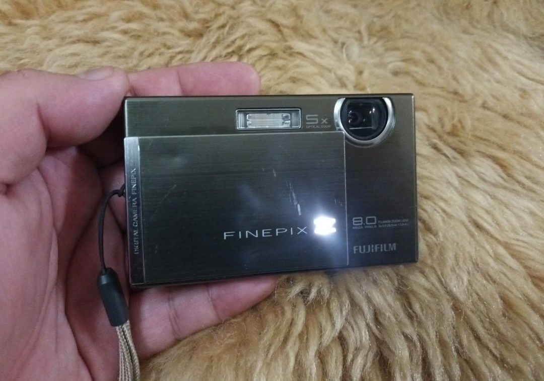 FUJIFILM FINEPIX Z100fd オールドデジカメ 特価 - デジタルカメラ