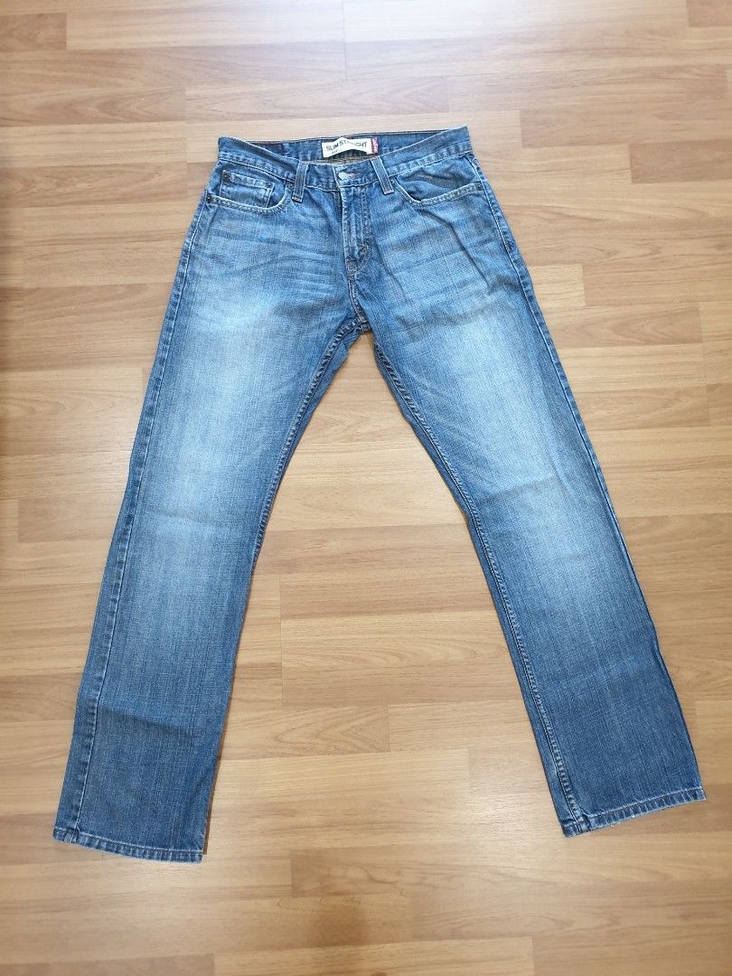 Genuine Levis 514 Slim Straight Jeans Size 31 Length 32, Men's Fashion,  Bottoms, Jeans on Carousell