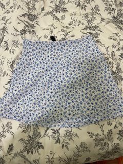 (Category: ) located in . Submitted by cstella.preloved (Listing ID 1200477531, Image 1). Description: .
