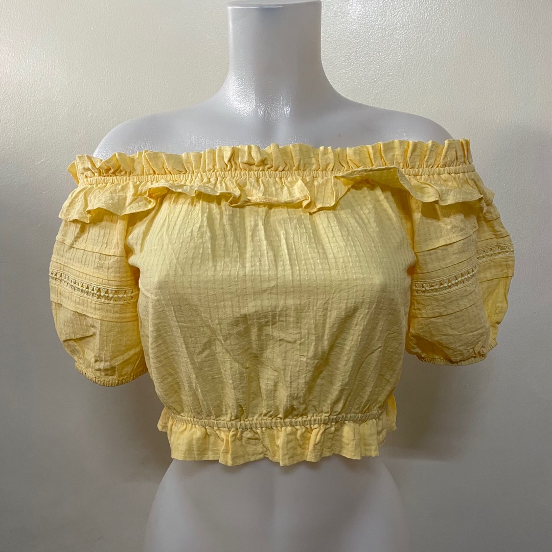H M yellow off shoulder puff croptop Women s Fashion Tops