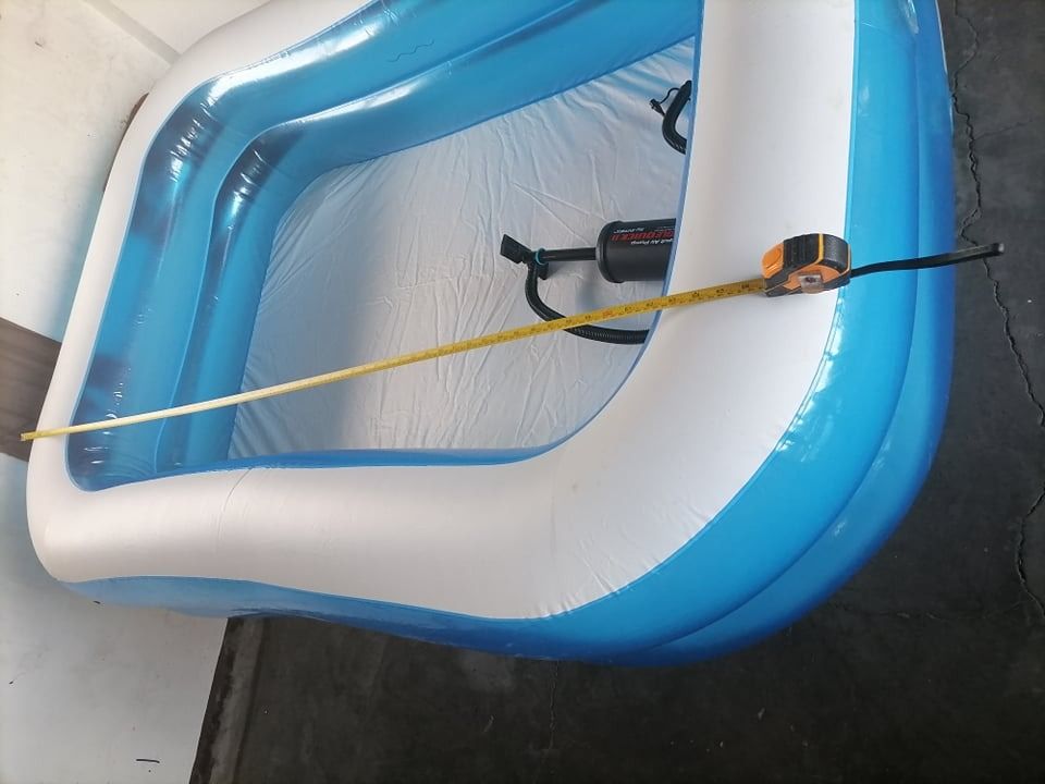 Inflatable Pool with Manual Pump, Sports Equipment, Sports & Games