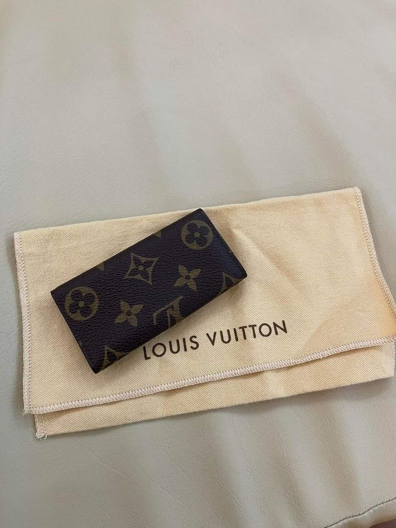 Key cles (Category: Luxury Bags & Wallets) located in Butuan. Submitted by jen_pre (Listing ID 1200540333, Image 3). Description: .