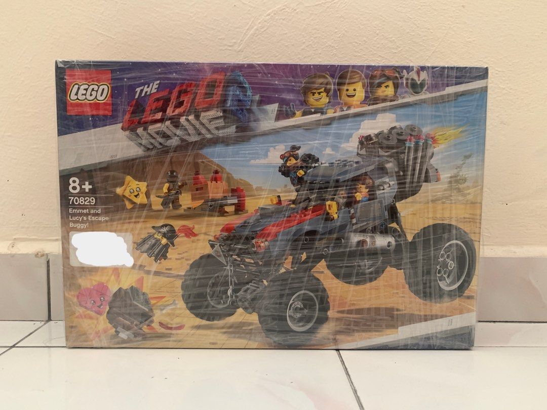 Lego emmet and store lucy's escape buggy