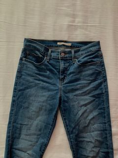 Levi’s high waisted straight leg jeans