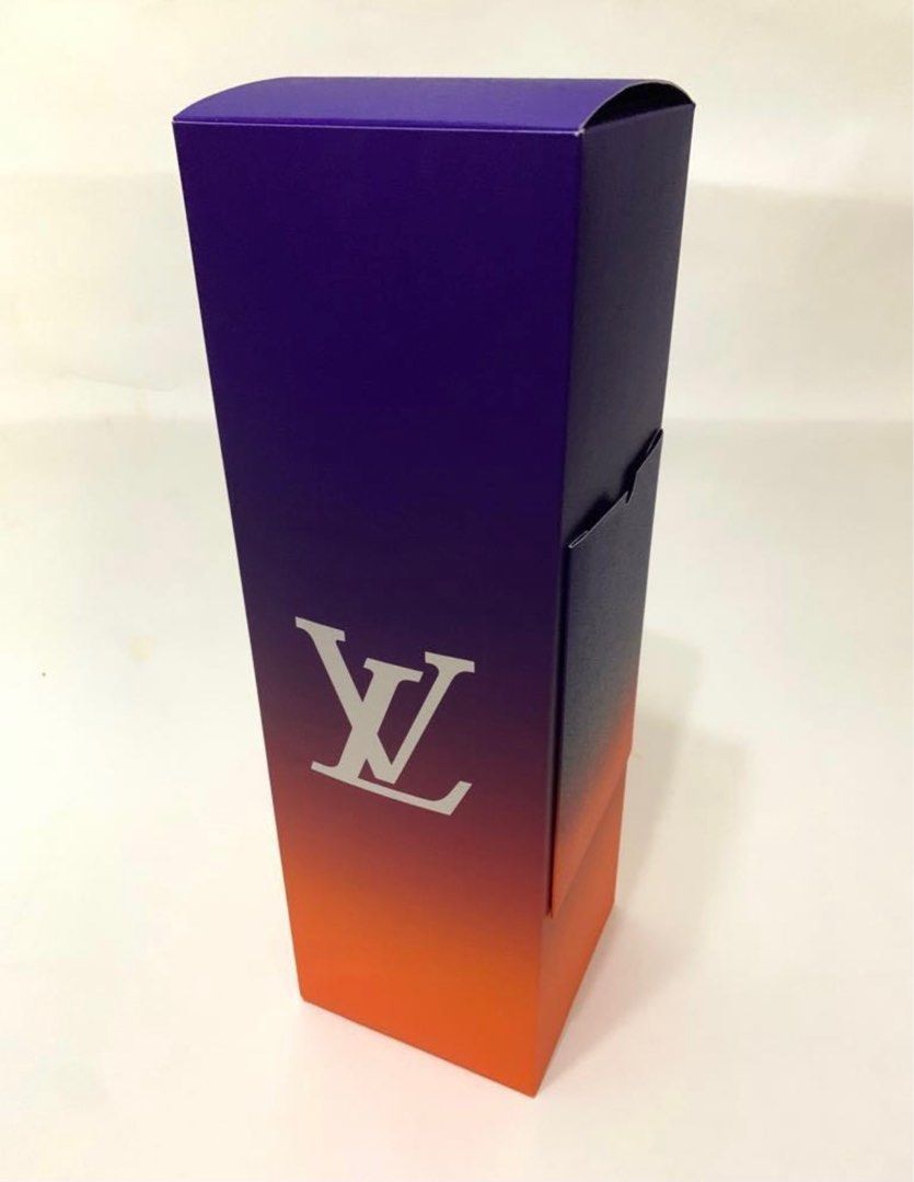 Louis Vuitton vip gift collectible (Category: Luxury Bags & Wallets) located in Mandaluyong City. Submitted by shoppers780 (Listing ID 1200428184, Image 3). Description: Authentic RARE Louis Vuitton Virgil Abloh woodpecker game Not sold or available to the public VIP gift set.