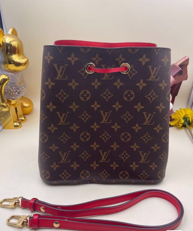 ✨BIG OFFER✨ LV Lockme Bucket Bag, Luxury, Bags & Wallets on Carousell