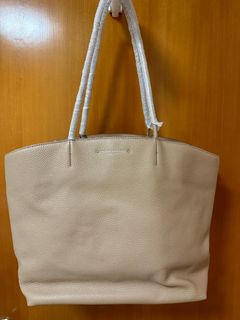 （分類：）位於 。 由 felix2468 提交（商品編號 1200553591，圖片 1）。簡介： 。