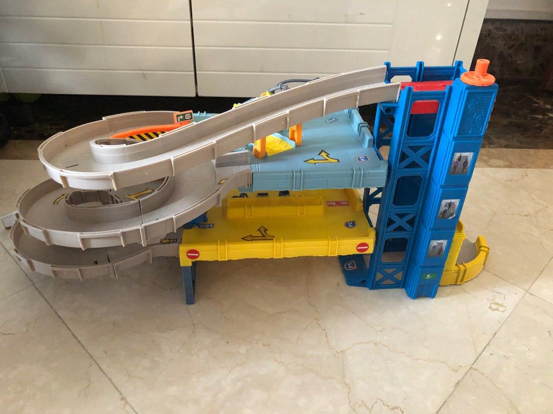 Matchbox Mission 4level Garage Playset, Hobbies & Toys, Toys & Games