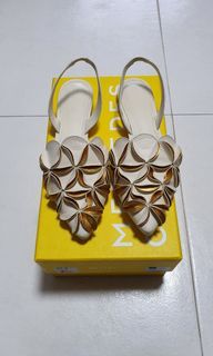 Mercedes Castillo Cream Pointed Sandals with 3d Flower Patterns