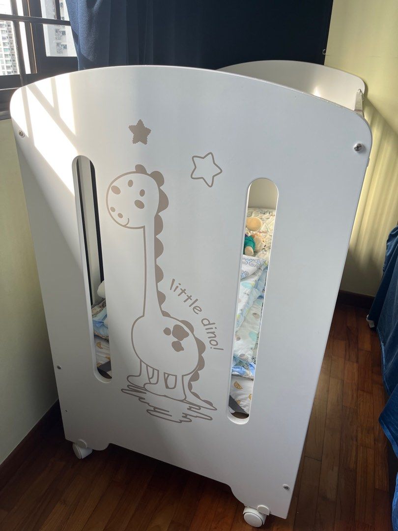 Micuna solid wood baby cot + latex mattress, Babies & Kids, Baby