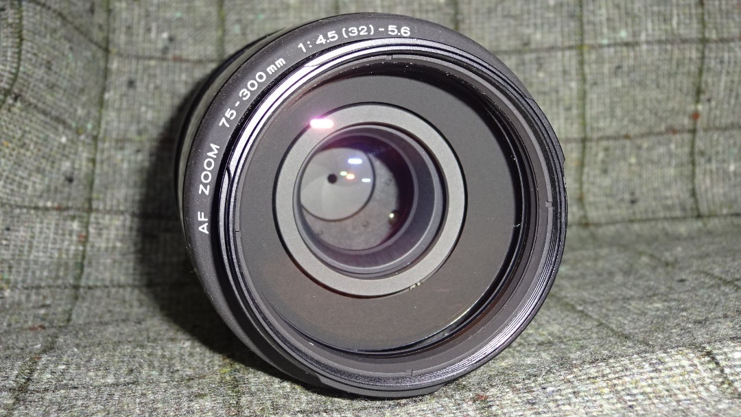 大流行中! 超特価COSINAオールドレンズ75-300mm美品早い者勝ち