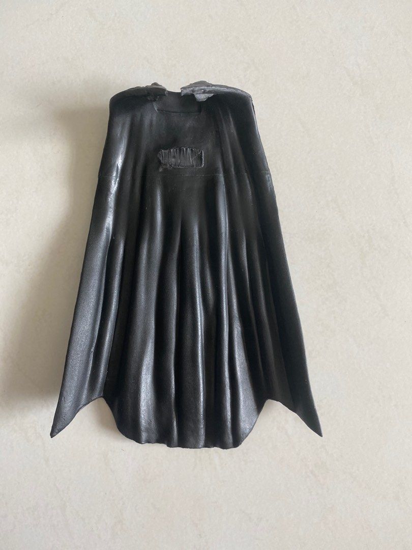 1:12 DC Multiverse Batman Cape McFARLANE TOYS bundle, Hobbies & Toys ...