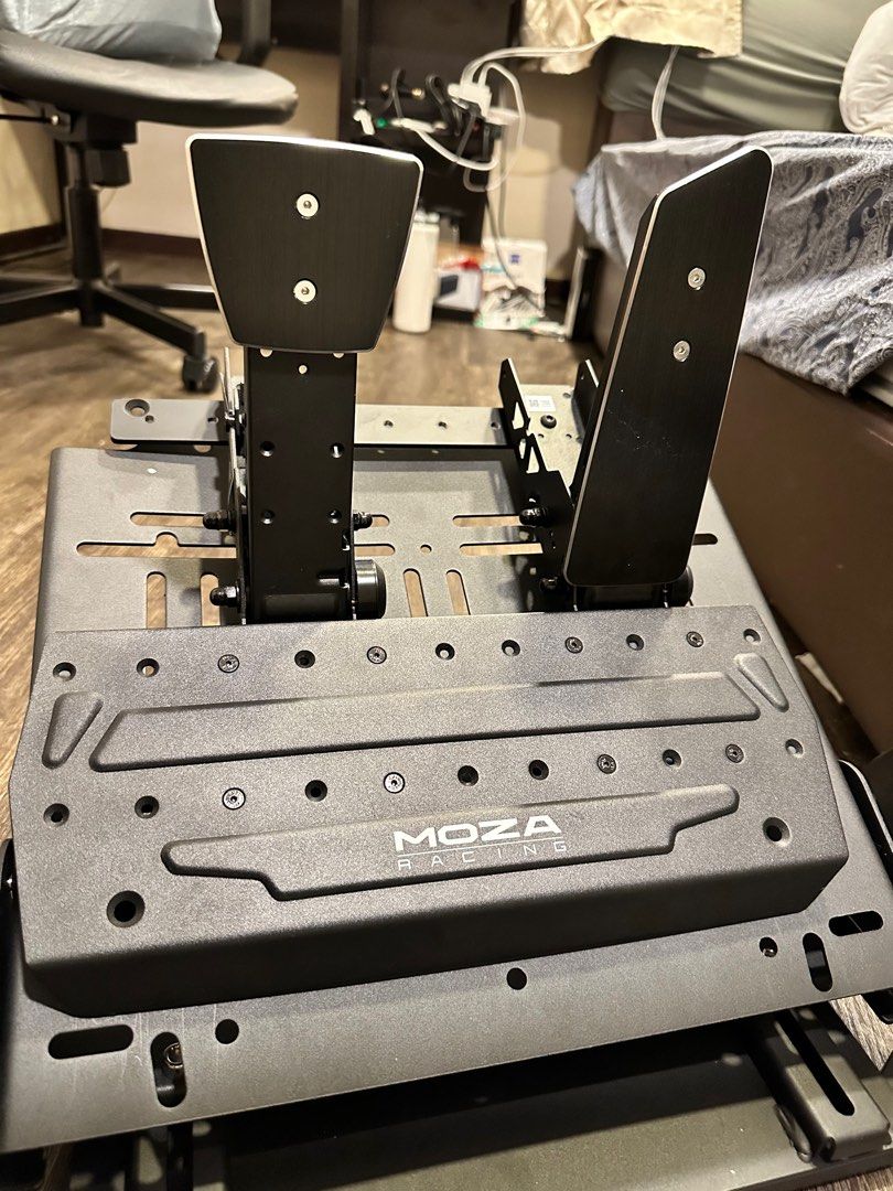 Spr Moza Moza SRP pedal (no clutch), Hobbies & Toys, Toys & Games on Carousell