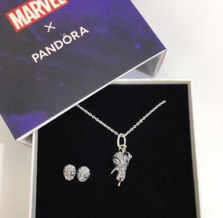 ⭐NEW COLLECTION⭐PANDORA AUTH SPIDERMAN NECKLACE AND STUD EARRINGS SET TERNO