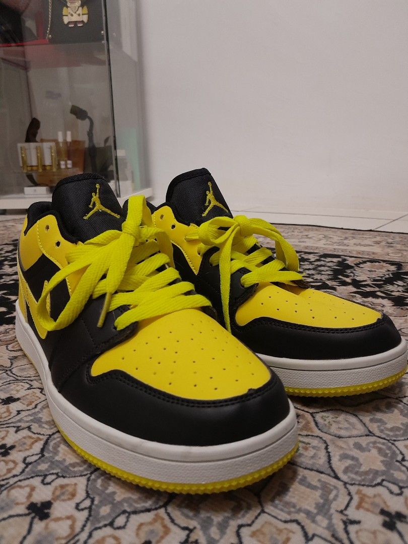 NIKE AIR JORDAN YELLOW (Copy Ori), Men's Fashion, Footwear, Sneakers on