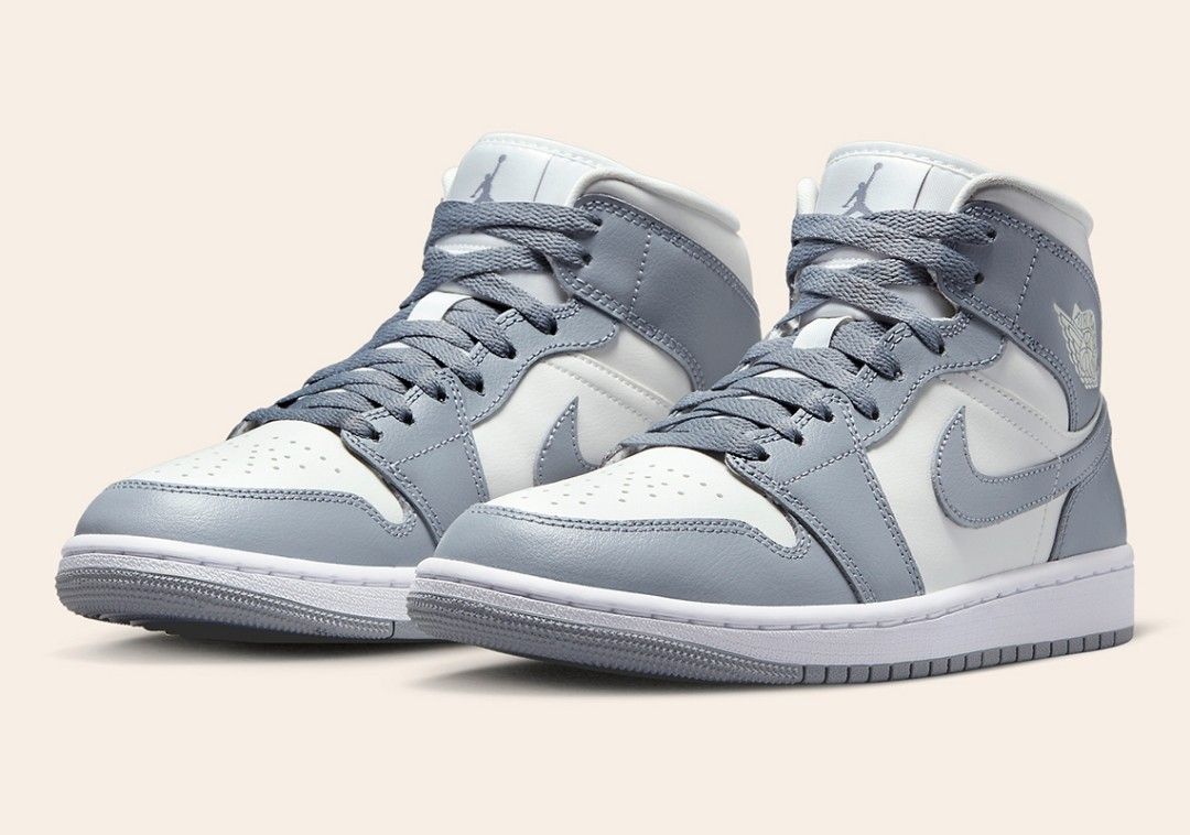 Nike air jordan hotsell 1 mid gray