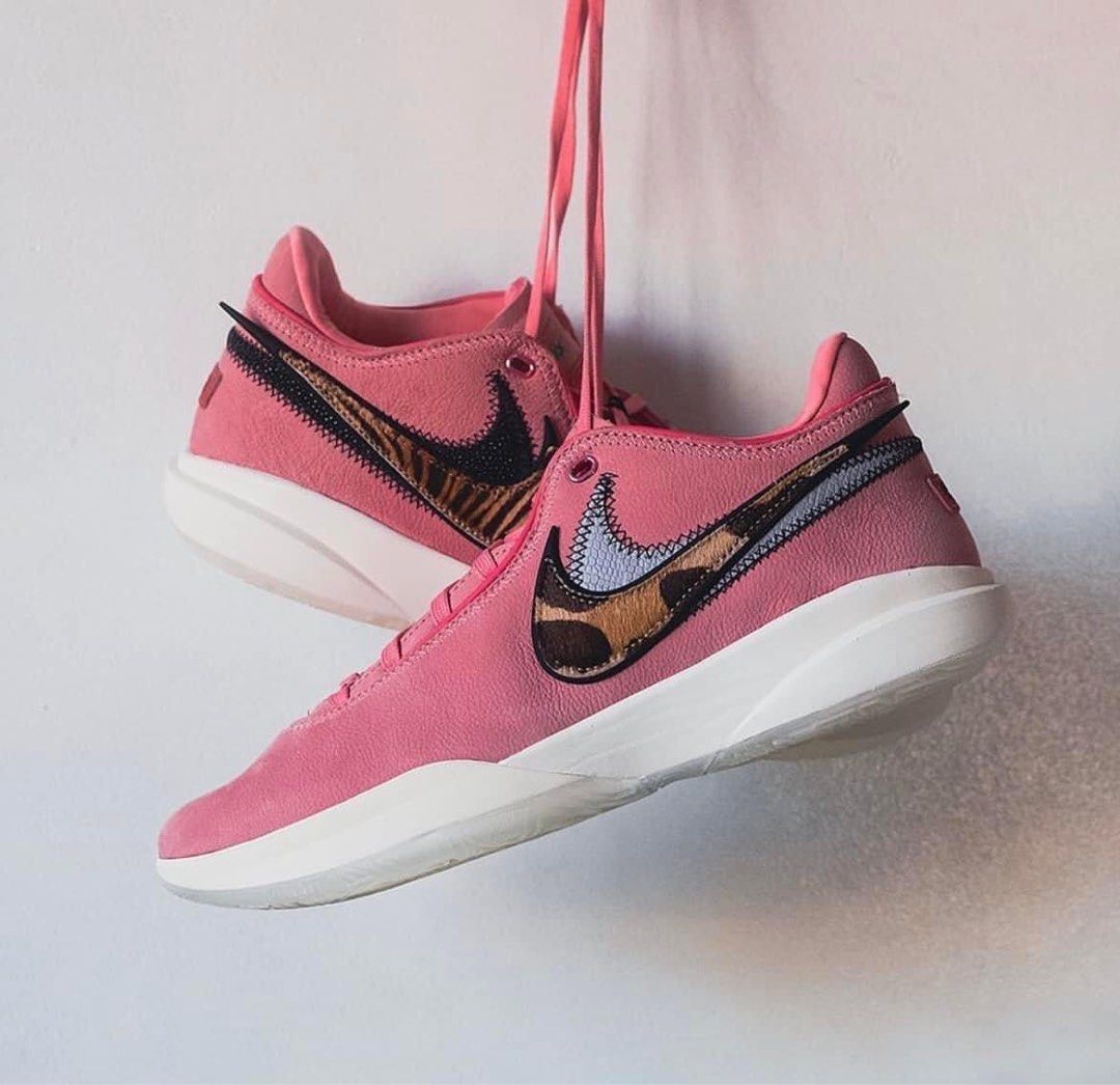 LeBron 20 Pink Diamond, Men's Fashion, Footwear, Sneakers on Carousell