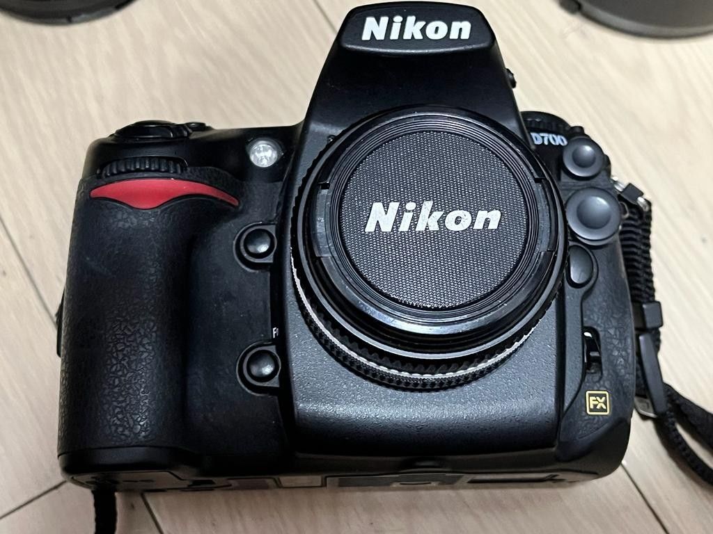 Nikon D700 おまけレンズ付-