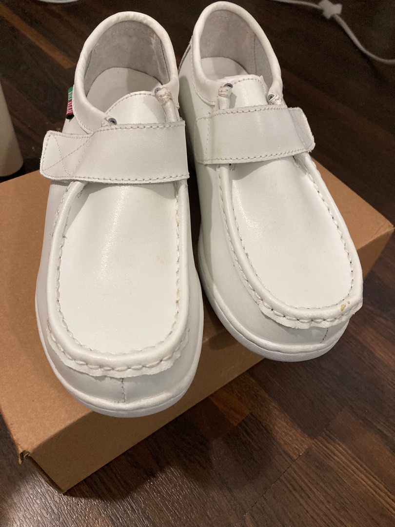 navy nurse shoes